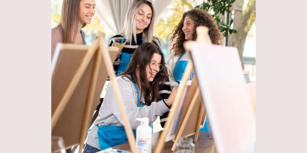 Paint and Sip Paint Night Done Right – Savannah
